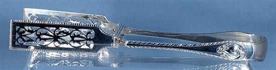 A pair of Edwardian silver asparagus tongs, Length 9 ¼”/232mm Weight 6oz/167grms